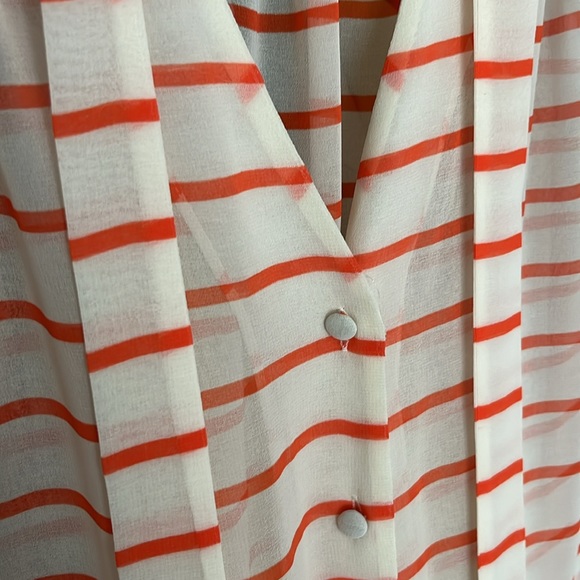 Banana Republic Blouse - Picture 2 of 5